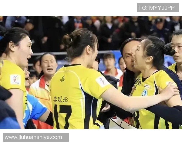 成都羽毛球队与上海羽毛球队赛后状态分析与复盘探讨 成都羽毛球队与上海羽毛球队赛后状态分析与复盘探讨