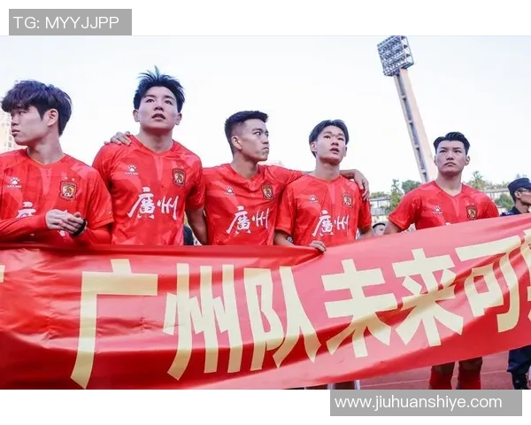 广州羽毛球队的奋斗与荣耀：一段不平凡的突破历程纪实